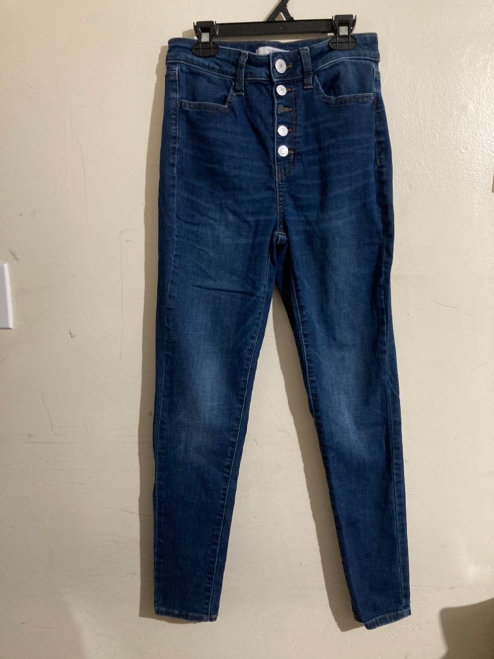 Dark Blue High-Rise Button